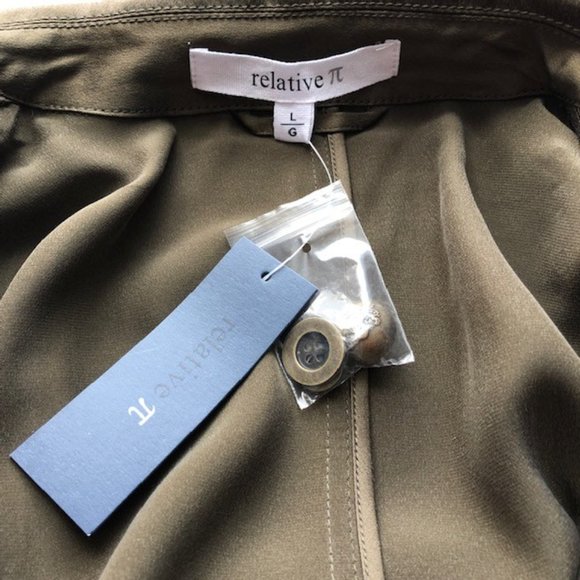 Relative Pi 100% Silk Utility Shirt Jacket in Olive Green | Size L | $395 MSRP - Picture 13 of 15